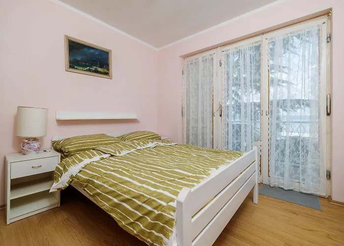 Hundefreundliches Nur 130 Meter Zum Mit 3 Parkplaetzen, 4 Klimaanlagen, Wifi * دْغاماي