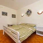 Apartmán Hundefreundliches Nur 130 Meter Zum Mit 3 Parkplaetzen, 4 Klimaanlagen, Wifi